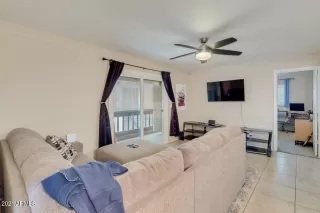 Photo #6: 6211472 Listing