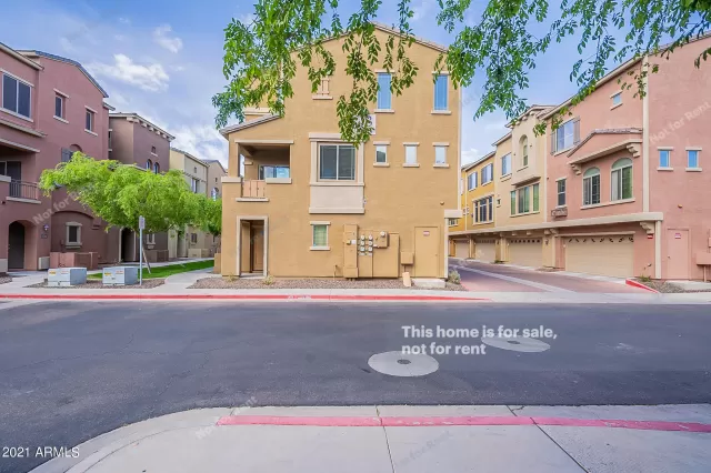 MLS: 6211677 Condo For Sale