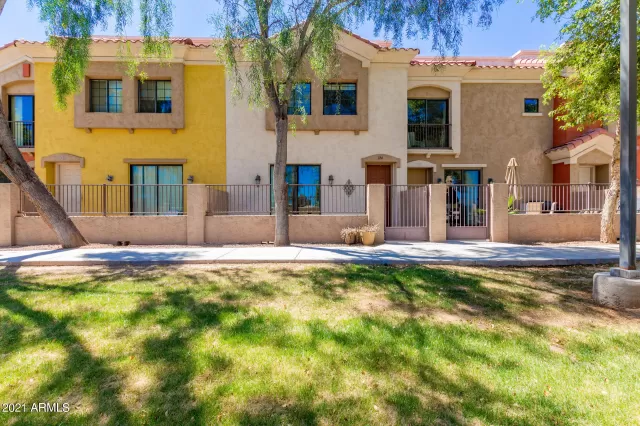 MLS: 6211829 Condo For Sale