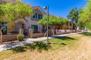 Photo #1: 6211829 Listing