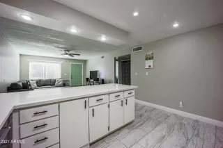 Photo #6: 6211883 Listing 