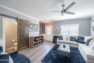 Photo #3: 6211966 Listing