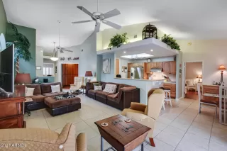 Photo #6: 6212169 Listing