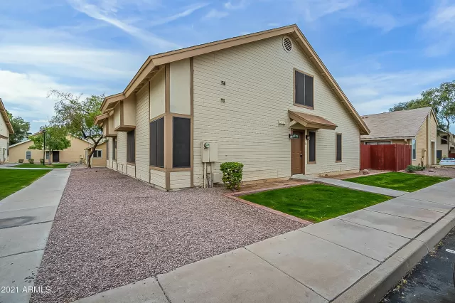 MLS: 6212344 Condo For Sale