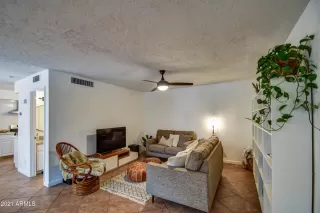 Photo #2: 6212404 Listing