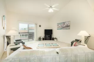 Photo #5: 6212990 Listing