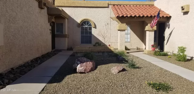 MLS: 6213091 Condo For Sale