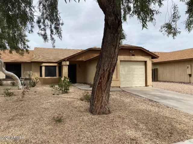 MLS: 6213185 Condo For Sale