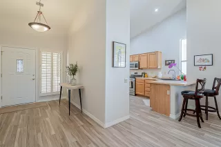 Photo #1: 6213198 Listing 
