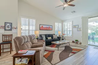 Photo #2: 6213198 Listing 