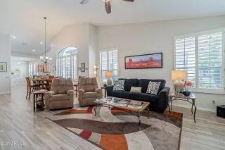 Photo #6: 6213198 Listing 