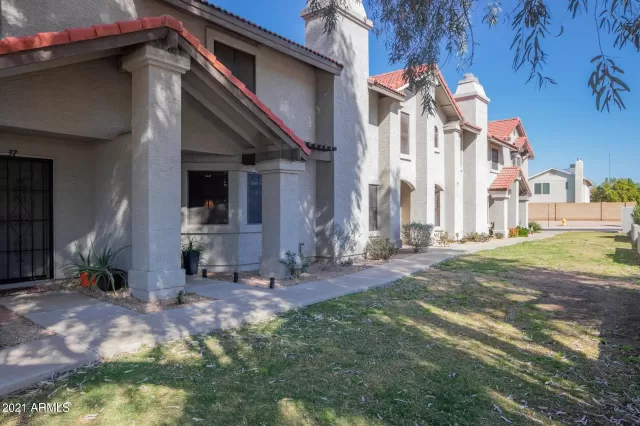 MLS: 6213215 Condo For Sale