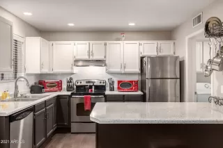 Photo #1: 6213215 Listing 