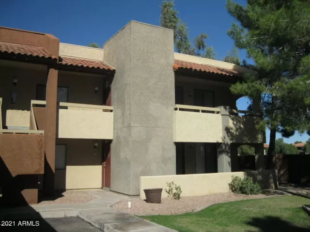 MLS: 6213296 Condo For Sale