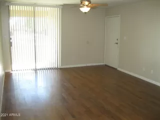 Photo #2: 6213296 Listing