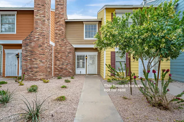 MLS: 6213301 Condo For Sale