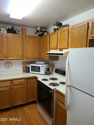 Photo #4: 6213363 Listing