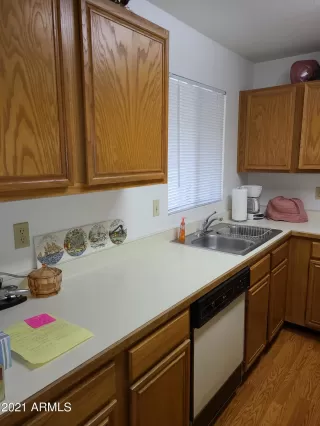 Photo #6: 6213363 Listing