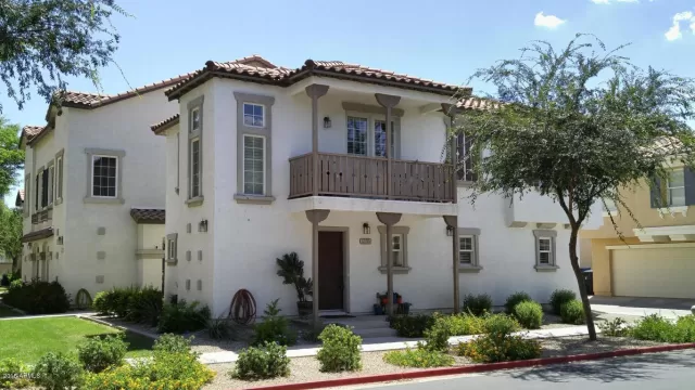 MLS: 6213387 Condo For Sale