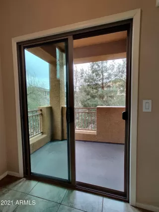 Photo #4: 6213460 Listing