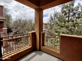 Photo #5: 6213460 Listing