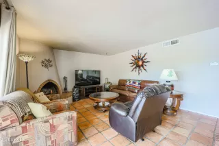 Photo #3: 6213568 Listing