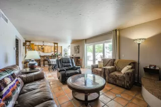 Photo #5: 6213568 Listing