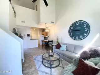 Photo #3: 6213812 Listing