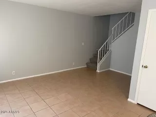 Photo #2: 6214163 Listing