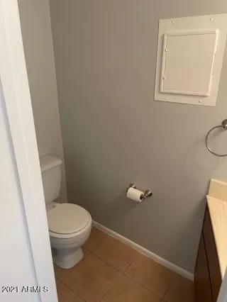 Photo #5: 6214163 Listing