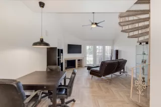 Photo #6: 6214306 Listing