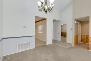 Photo #6: 6214490 Listing