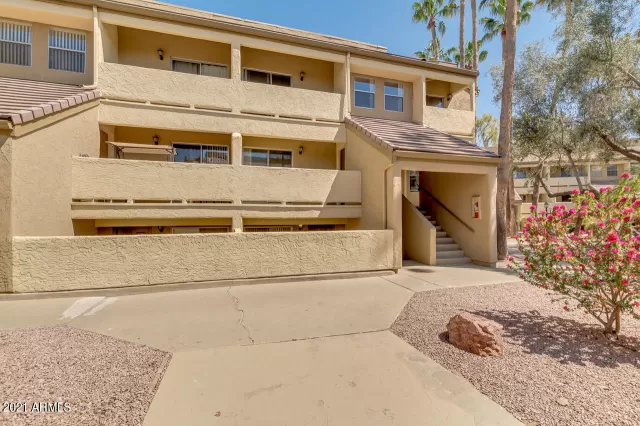 MLS: 6214574 Condo For Sale