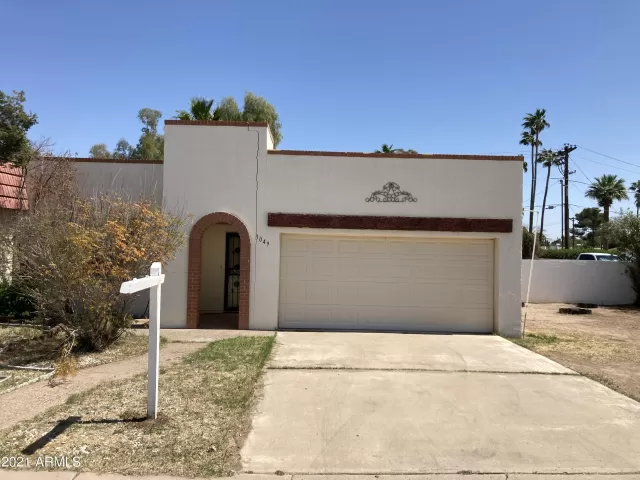 MLS: 6214596 Condo For Sale