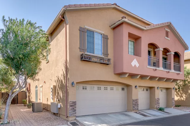 MLS: 6215005 Condo For Sale