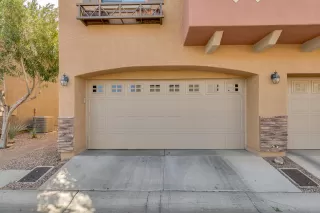 Photo #2: 6215005 Listing 