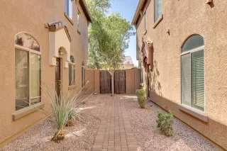 Photo #3: 6215005 Listing 