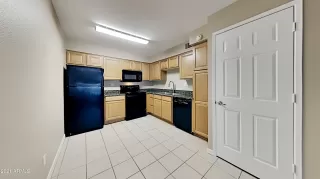 Photo #4: 6215034 Listing