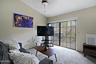 Photo #5: 6215224 Listing