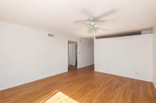 Photo #2: 6215326 Listing 