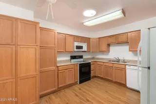 Photo #3: 6215326 Listing 