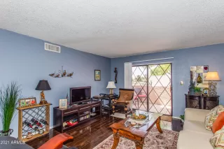 Photo #6: 6215338 Listing 