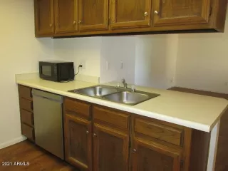 Photo #4: 6215551 Listing