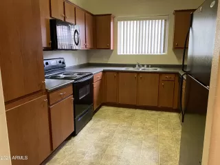 Photo #3: 6215597 Listing 