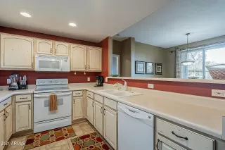 Photo #3: 6215618 Listing