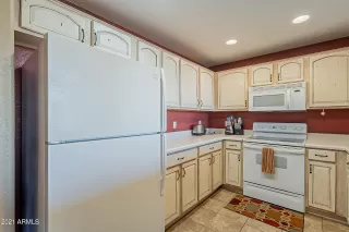 Photo #4: 6215618 Listing