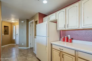 Photo #6: 6215618 Listing