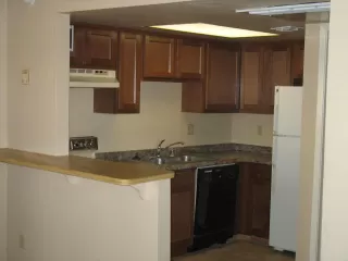 Photo #3: 6215628 Listing