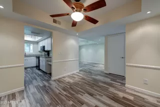 Photo #5: 6215685 Listing