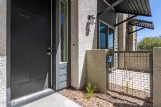 Photo #3: 6215743 Listing